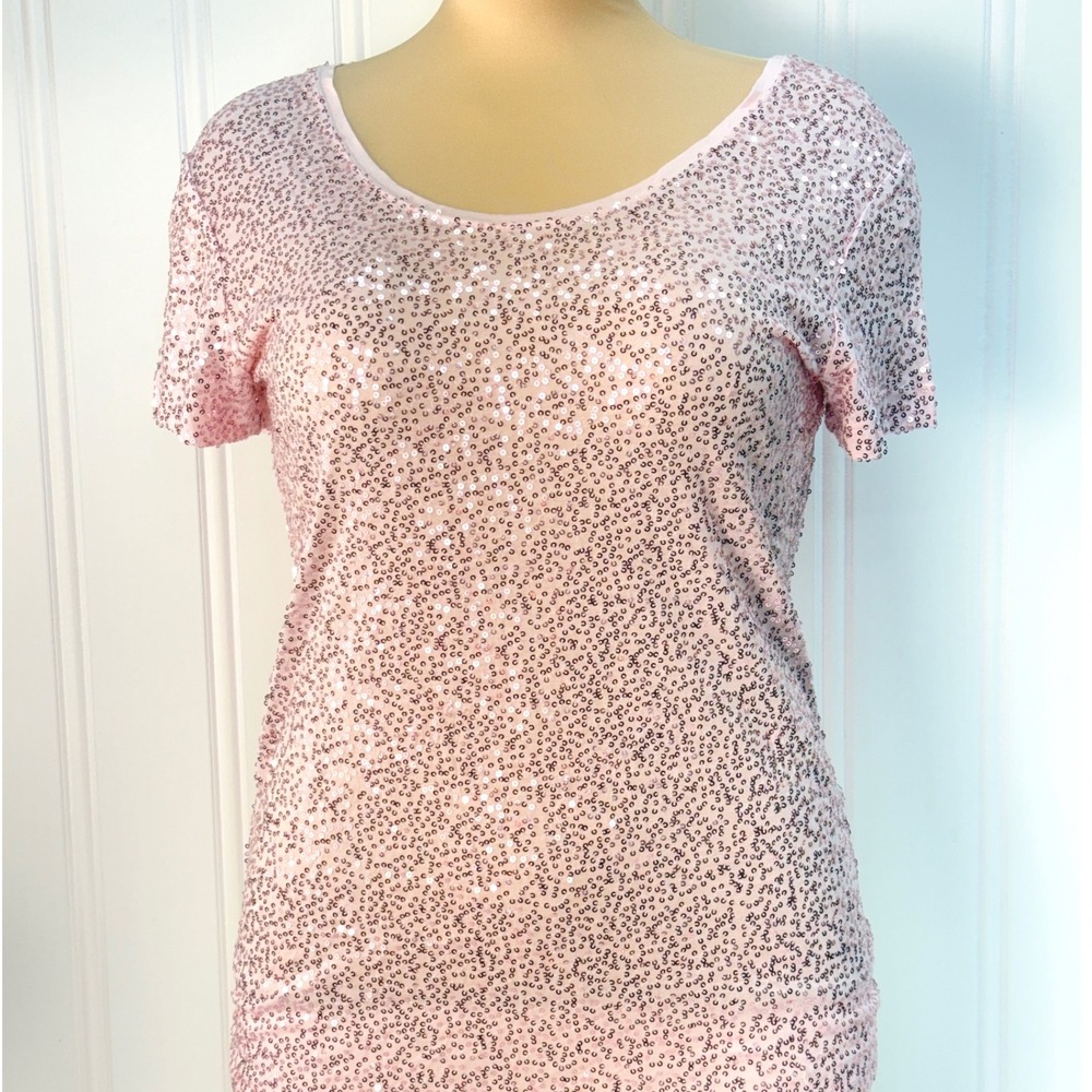 Dressbarn Sequin Top Women Medium Pink Short Sleeve Sparkly Party Glam Festive